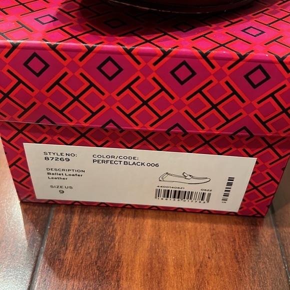 🌷Tory Burch Ballet Loafer 🌷 - Picture 2 of 14